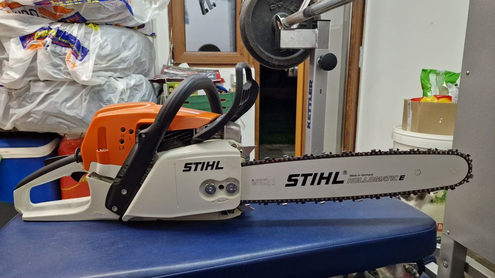 Vând drujbă Stihl MS 271/C