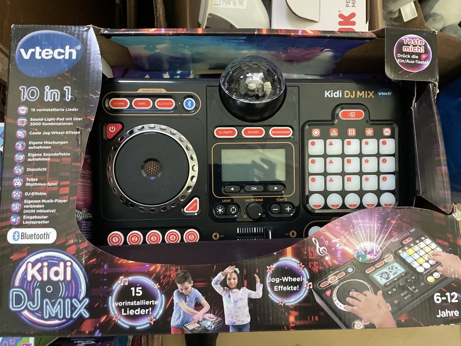 Modele diferite de boxe si karaoke