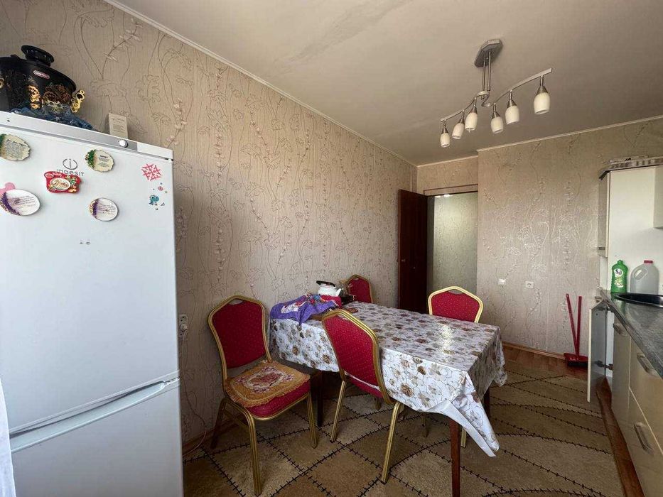 Продам 3к ул.Молдагулова 15/8