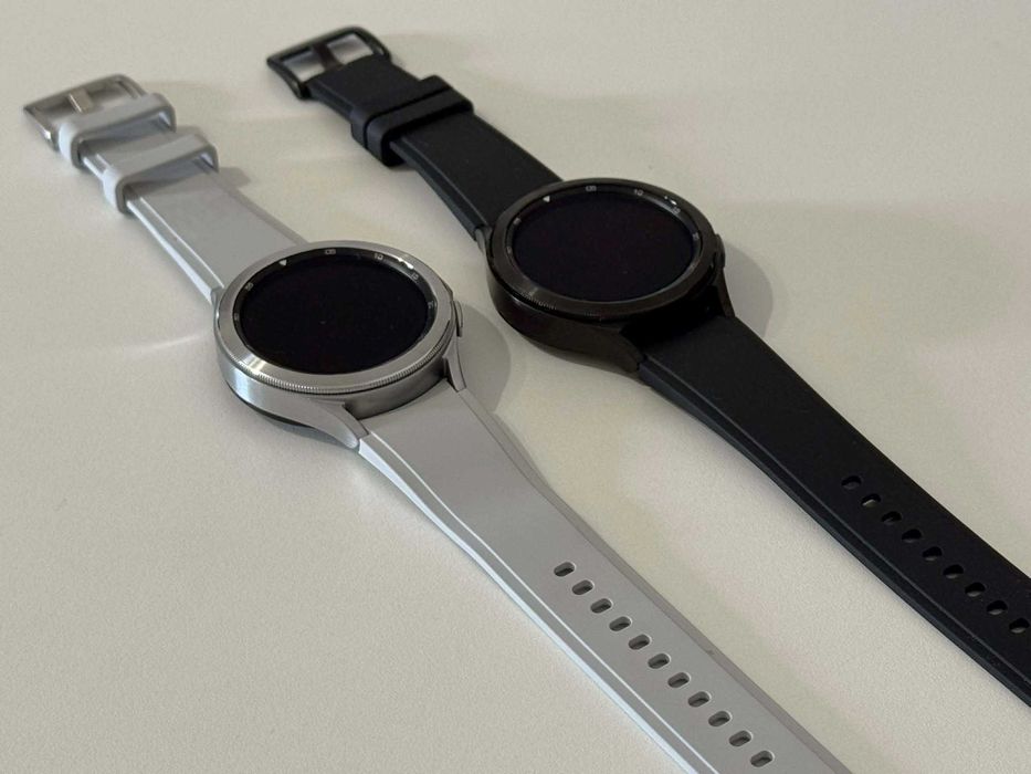 Бартер! Samsung Galaxy Watch 4 44/40mm Black/White (Бял и Черен)