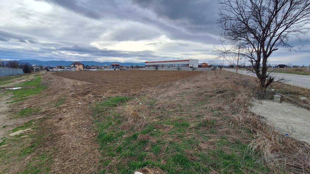 Продава се Парцел в Елин Пелин - 1776 кв.м за 100 €/кв.м - Снимка #1