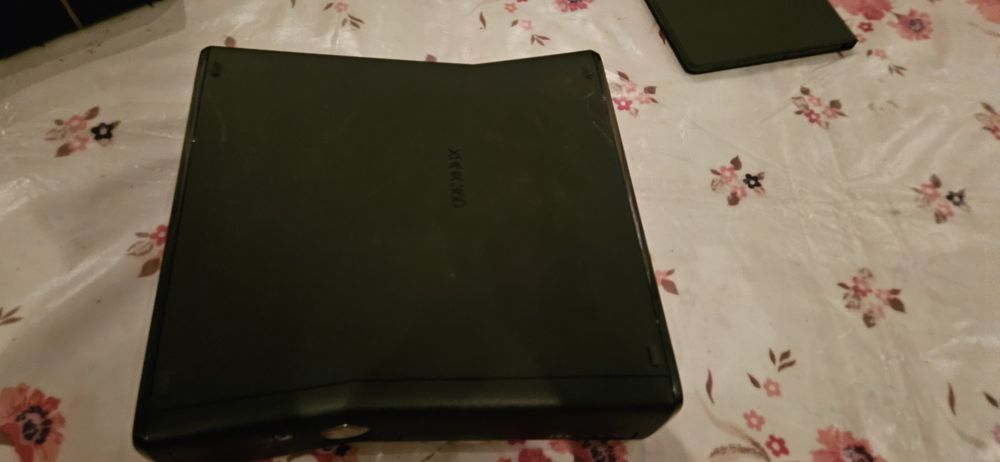 Продам xbox 360 в хорошем
