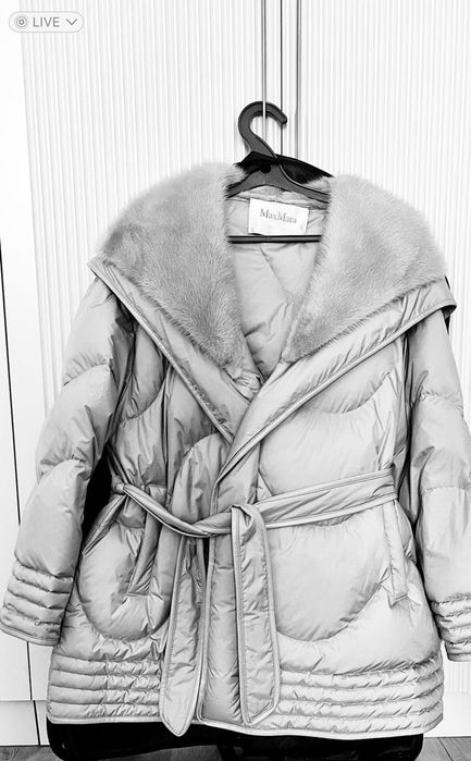 Продам пуховик стильный