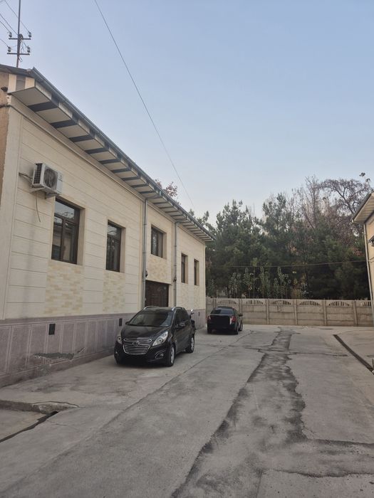 4 сотих уй сотилади. 6 зона, 4та падвал.  Сув, газ, конализаци бор