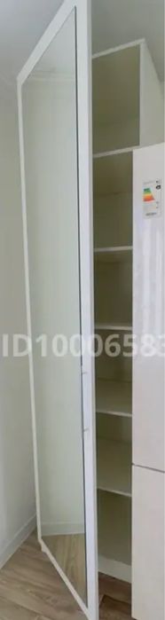 Продам шкаф с зеркалом, белого цвета