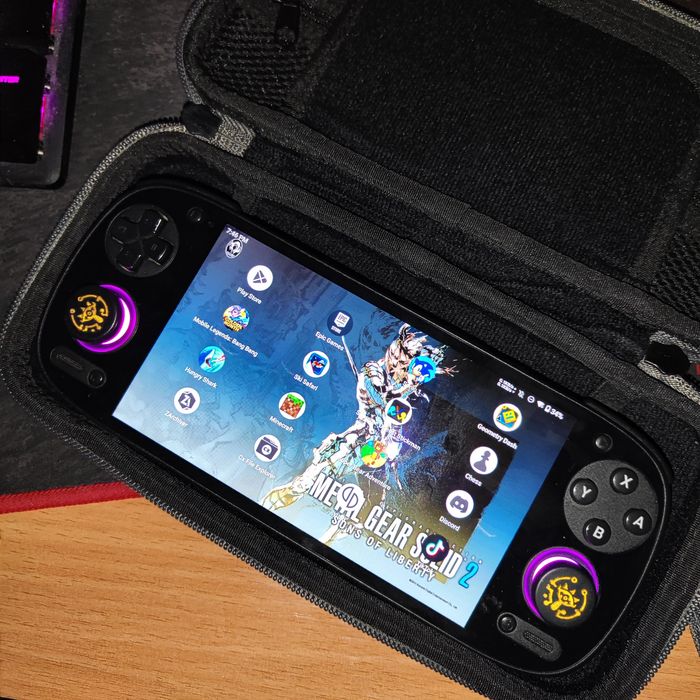 Retroid Pocket 5 в идеальном состоянии