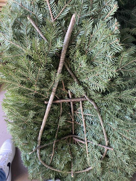 Vând coroane funerare