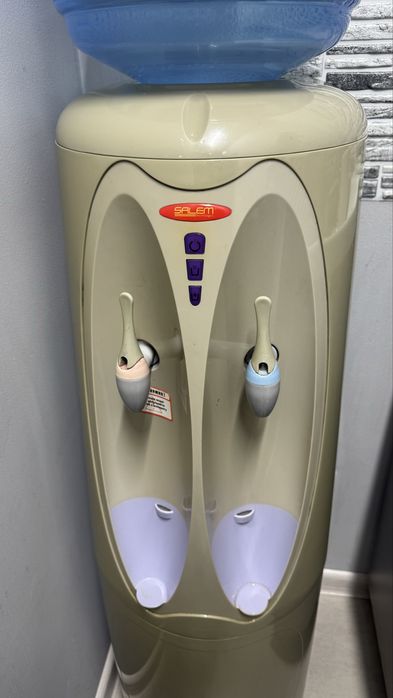 Диспенсер для воды