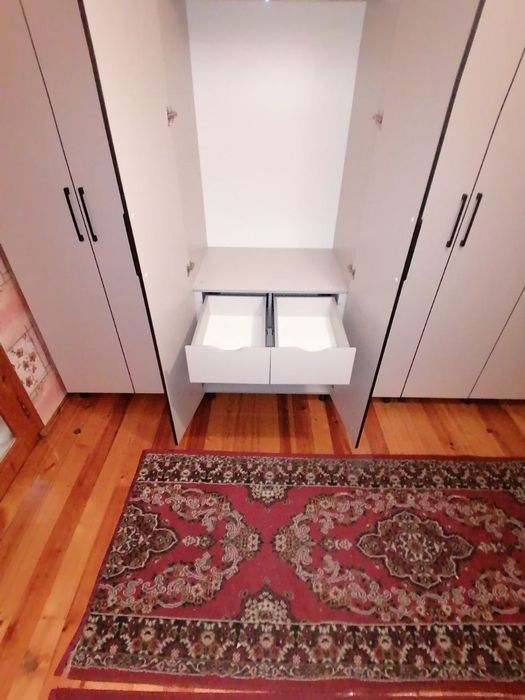 Срочно продаётся шкаф гарнитур