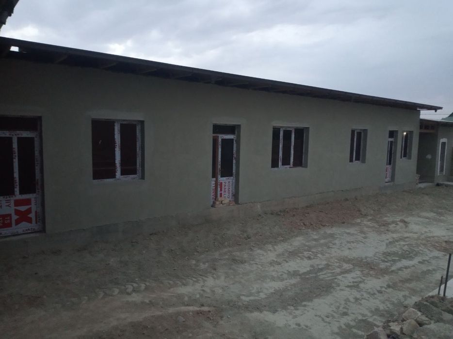 6 sotix hovli sotiladi Farxod savxoz