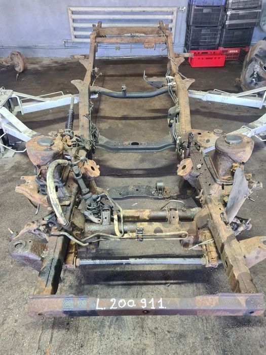 Sasiu Mitsubishi L200 Facelift 2.5 Diesel 2014 2010 - 2015 SUV (911)