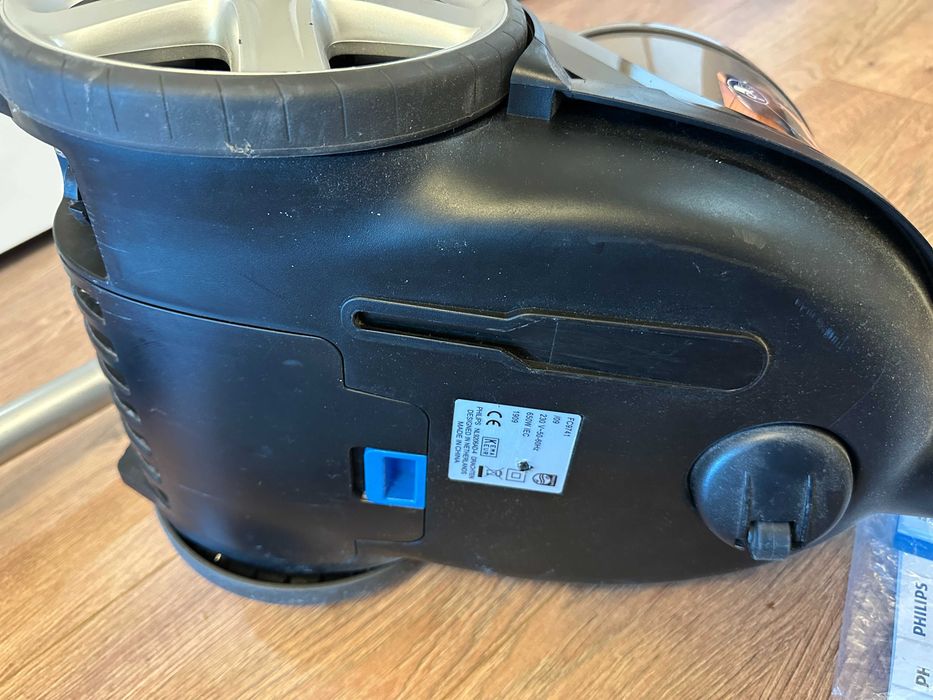 Прахосмукачка Philips PowerPro Expert FC9741/09 – Като нова, пълен комплект!