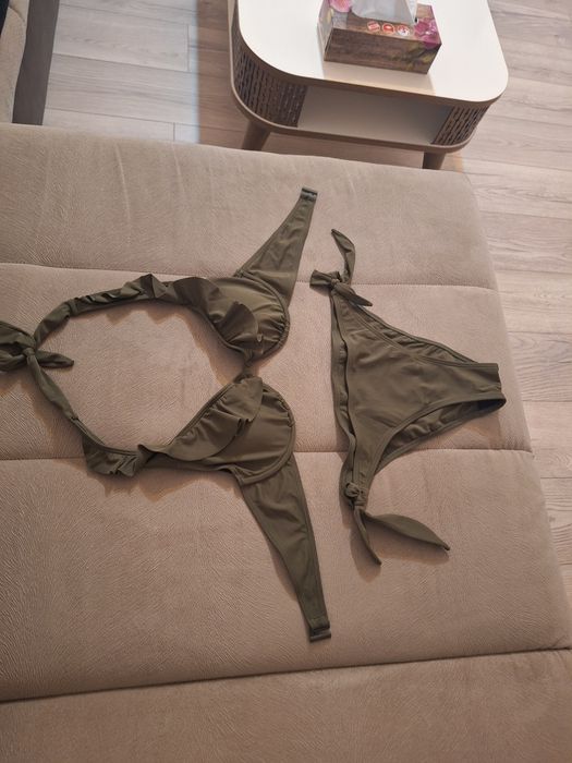 Costum baie,nou,cu eticheta,S