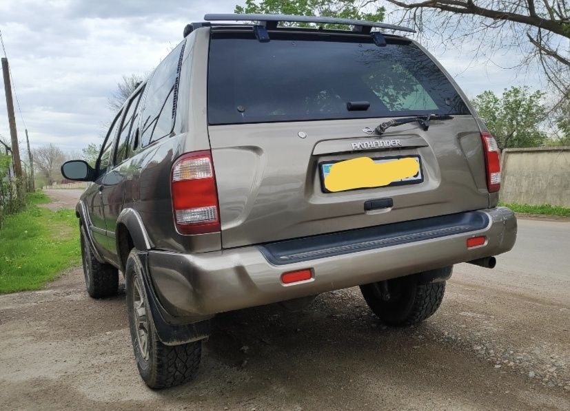 Nissan pathfinder R50