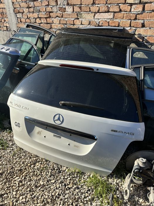 Заден капак Mercedes benz ML w164 багажник мерцедес мл в164
