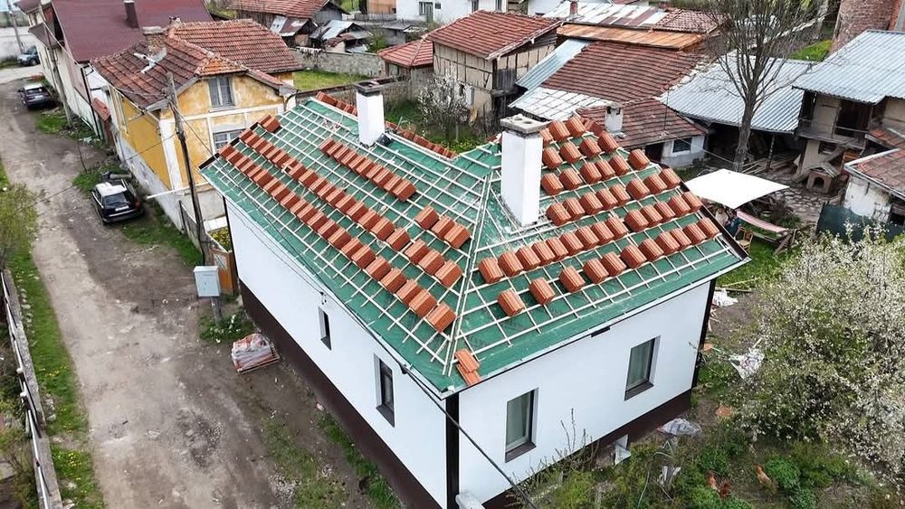 Ремонт на покриви в цяла България Остъпки за пенсионири до 20 процента