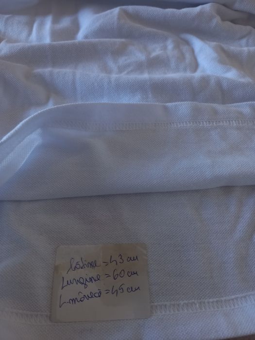 Vând urgent 6 tricouri polo, 9-12 ani