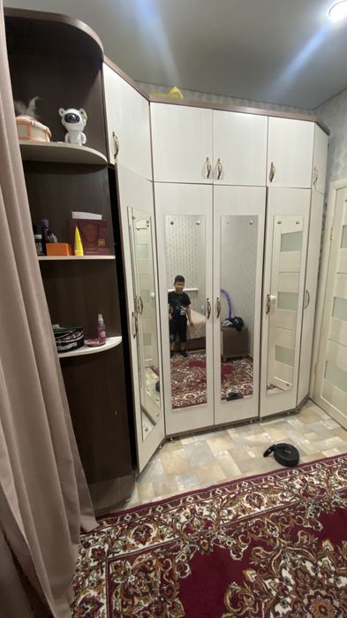 Вместительный шкаф