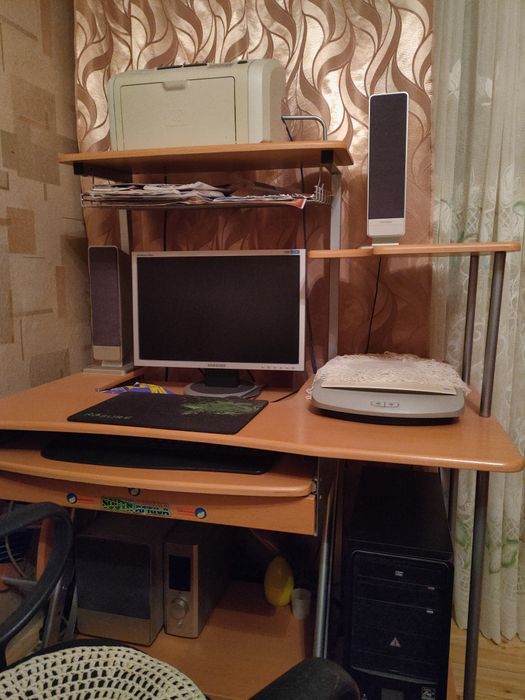 Продам не дорого компьютер, принтер, ксерокс, буфер,комп.стол.