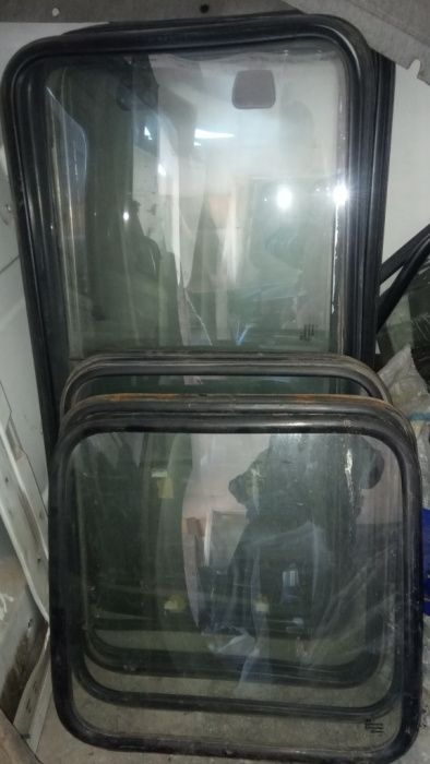 Продам окна(окна) от пассажирской Газели