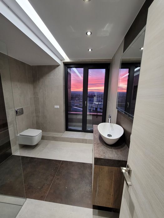 Apartament penthouse semifinisat !!!