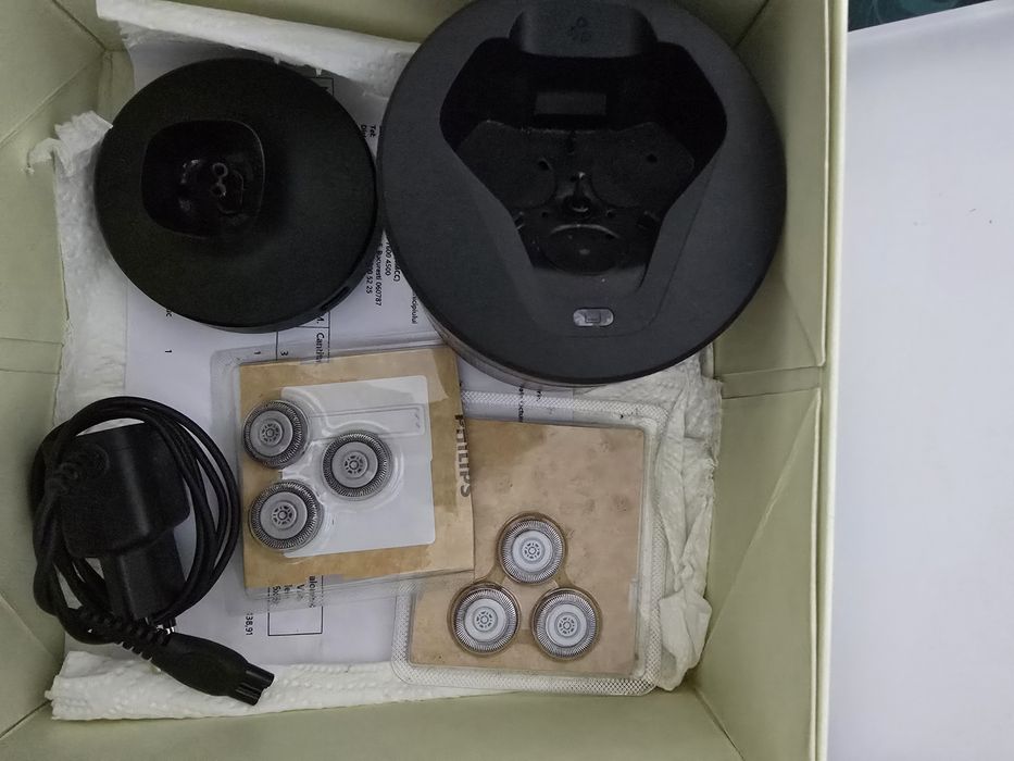 Aparat de barbierit Philips 7000 S7786/55  umed /uscat , SkinIQ