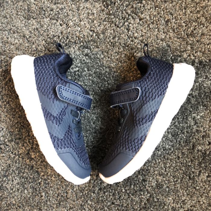 Pantofi Hummel (nu adidas), mar 25