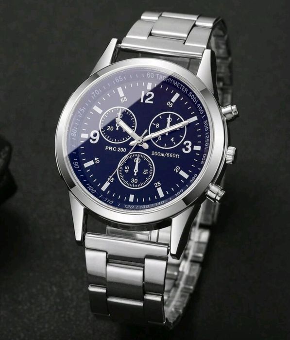 Мъжки бизнес часовник