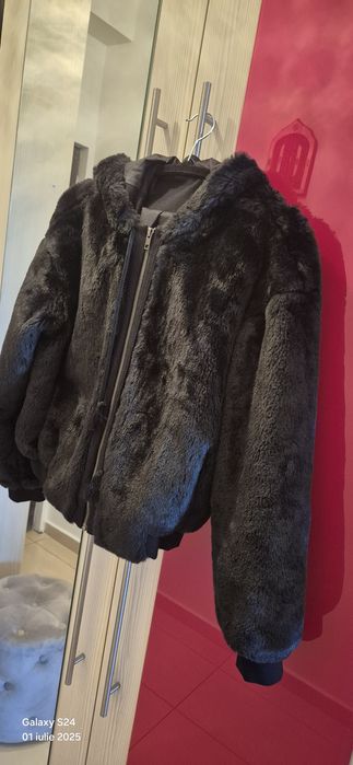 Jaina blana sintetica, neagra, masura 40, produs pentru talie inalta,