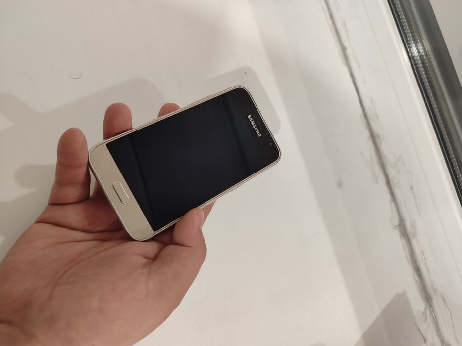Samsung galaxy J1