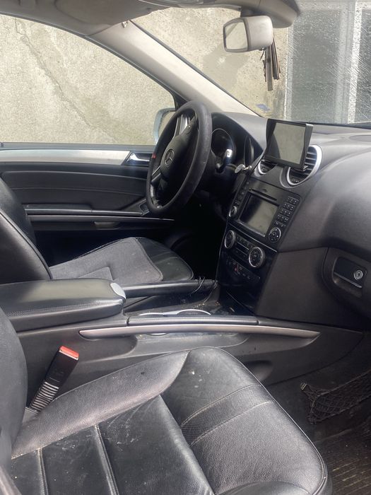 Продава се Мерцедес МЛ 350