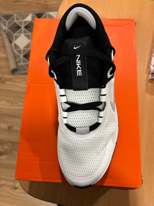 Vand Nike AirMax Alpha trainer 4 noi in cutie Marimea 45.5