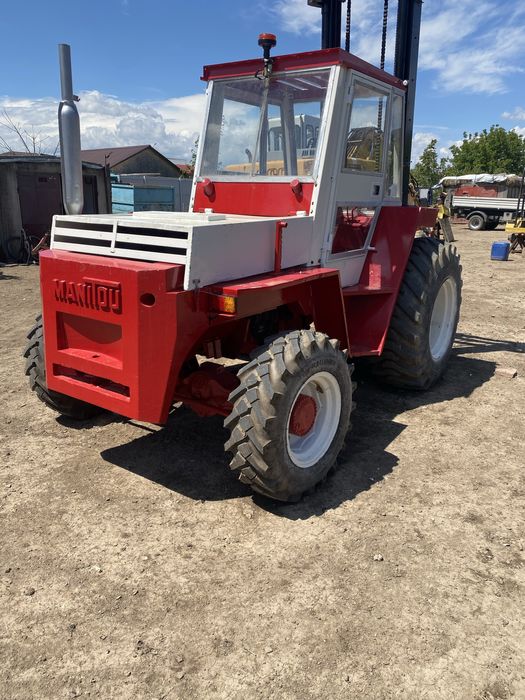 Stivuitor Manitou teren accidentat