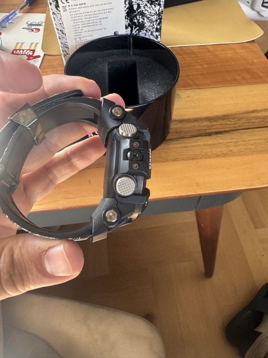 G-shock GG-100BTN-1AER Burton