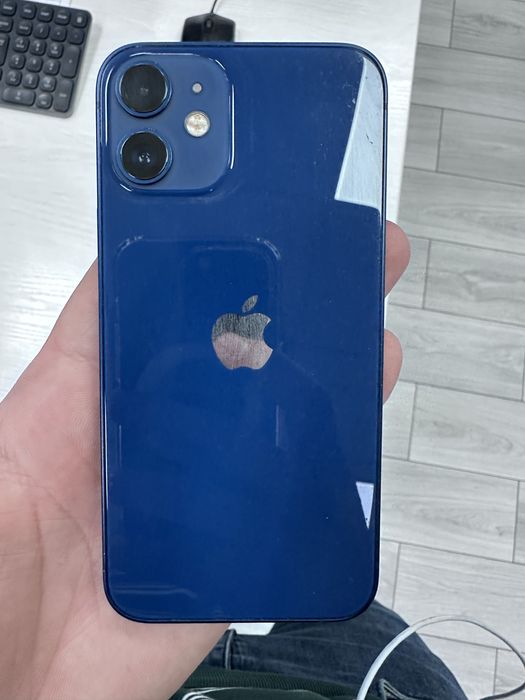 iphone 12mini ёмкость батареи 73% памят телефона 128 гб екран