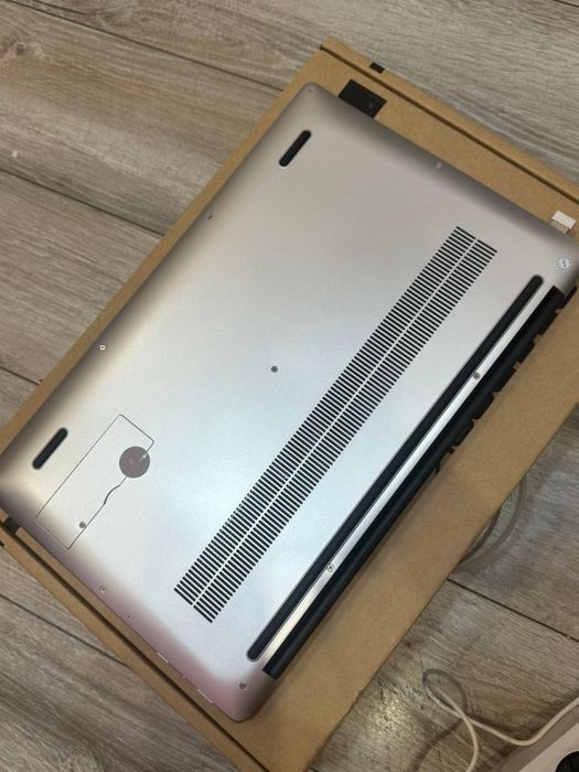 Ноутбук HYDRA.  Новий