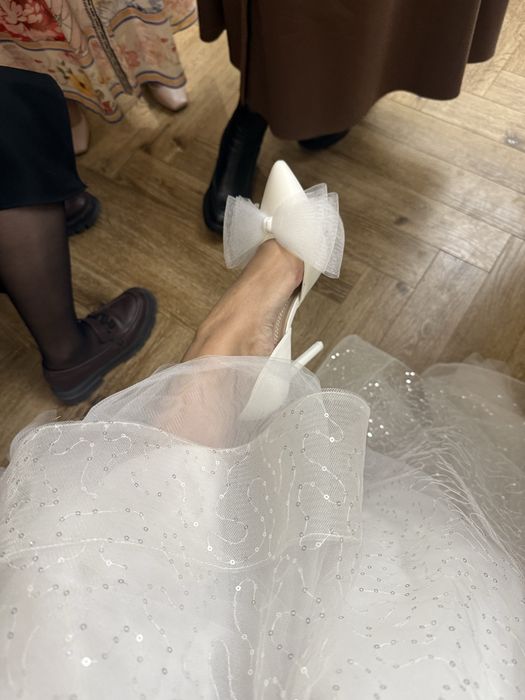 Продам свадебные туфли 37 размера