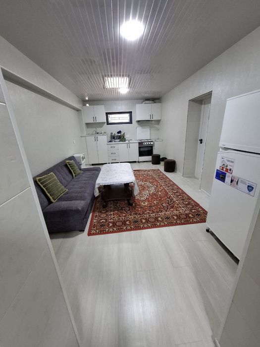 Ижарага Курувчилар метро енида !!! Цоколь.