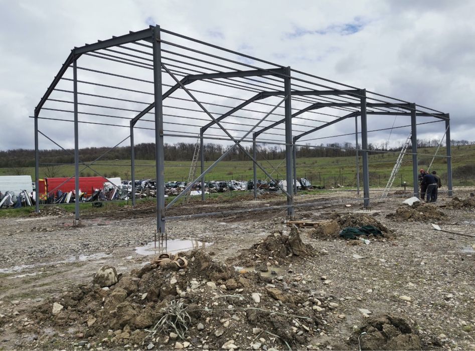 Hale metalice la cheie structuri metalice complete cu stâlpi și ferme