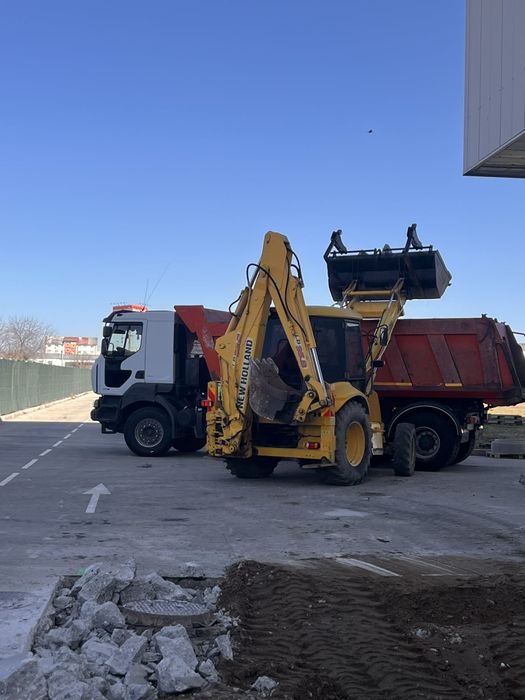 Buldoexcavator de închiriat, picon