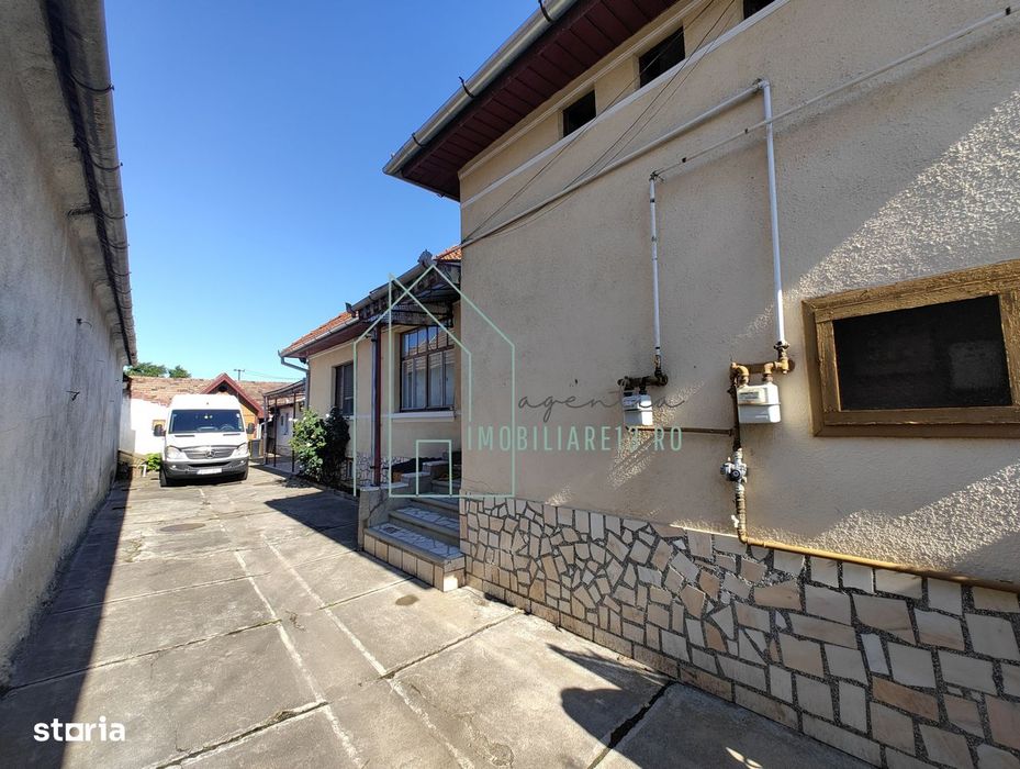 Casa cu gradina de vanzare 1.201 mp teren, 5 min de centrul orasului