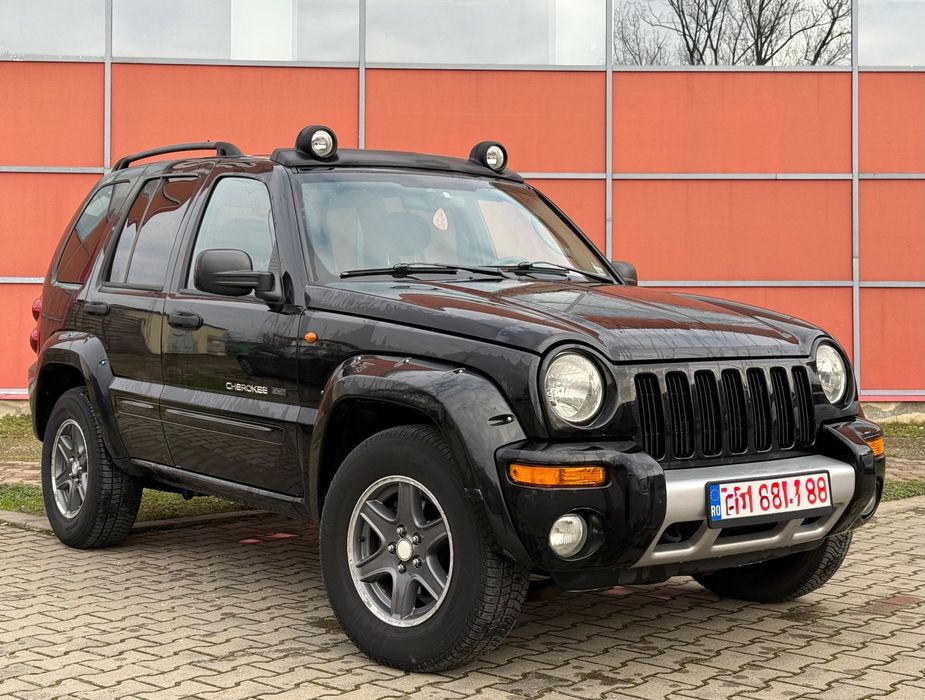 Jeep Cherokee KJ RENEGADE•2.8 CRD 150CP Automat•4x4 mic/mare•Clima•Full Option