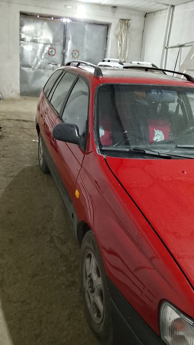 Продам Тойота Карина е 1.6 механика