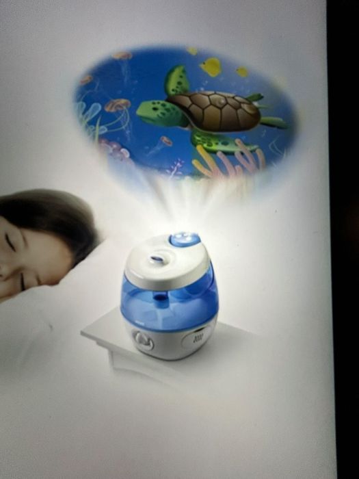 ОВЛАЖНИТЕЛ  за въздух и ПРОЕКТОР Vicks Sweet Dreams 2в1