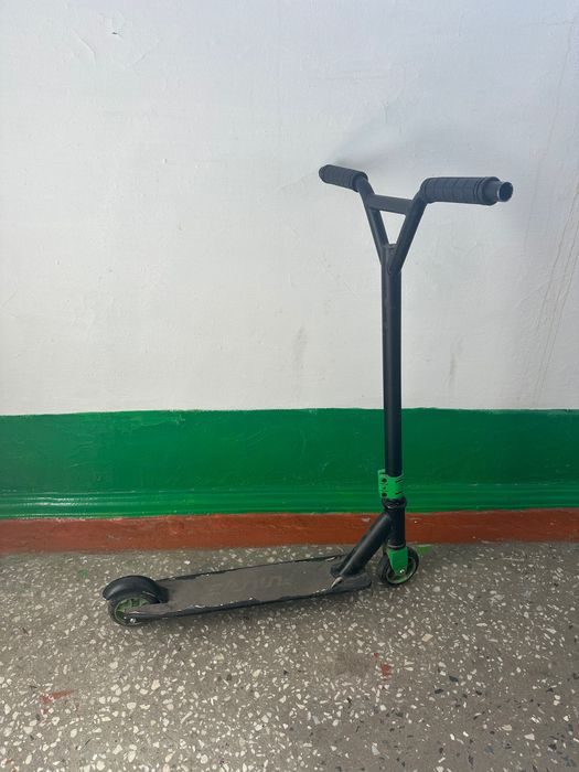 Самокат детский.