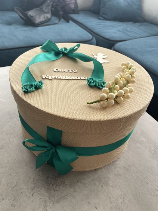 Комплекти за кръщене и сватба по поръчка