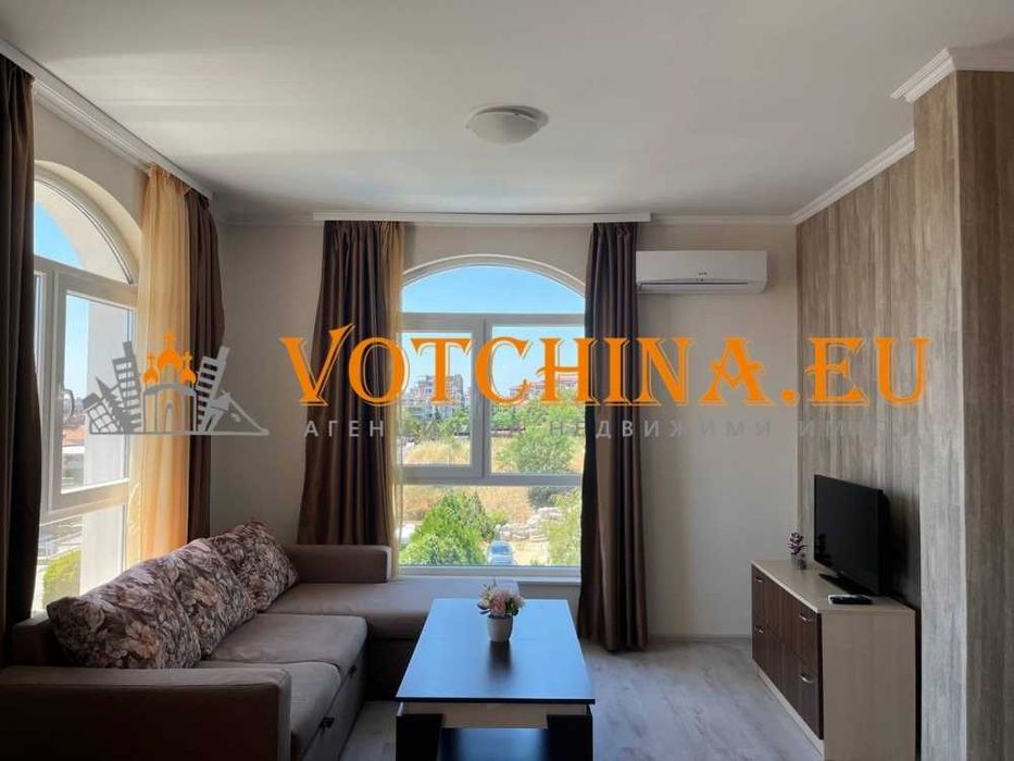 Продава се Тристаен апартамент в Свети Влас - 84 кв.м за 2205 €/кв.м - Снимка #2
