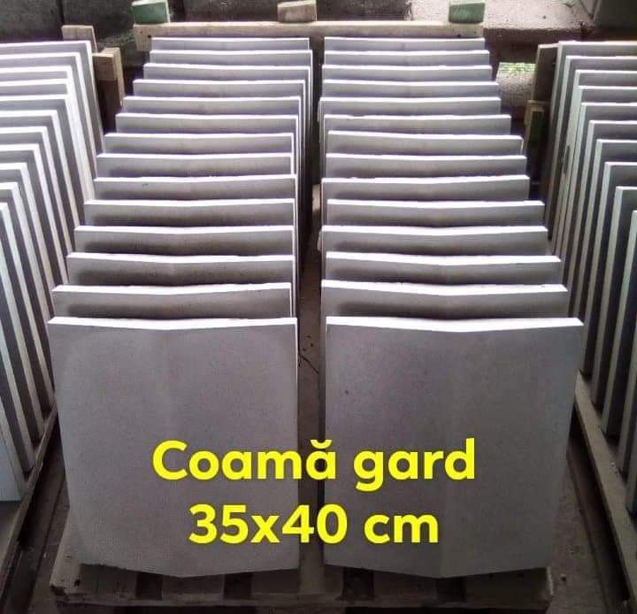 Capace stâlp de gard