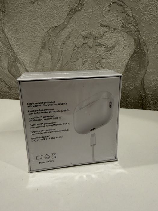 Новые air pots наушники