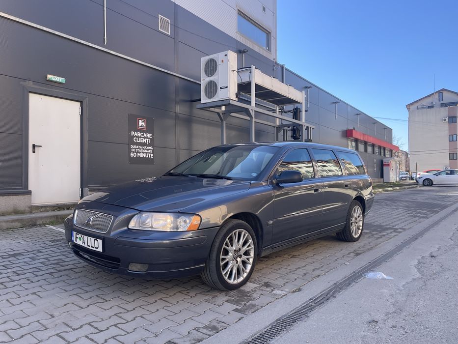 2005 Volvo V70 D5 , 185 cp, 6 viteze manual, stare Buna !